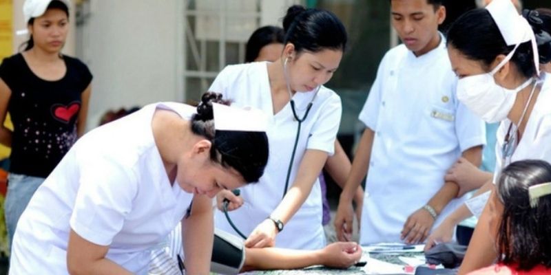 Phân tích bảng tài chính chi tiết cho một hành trình du học thực tế