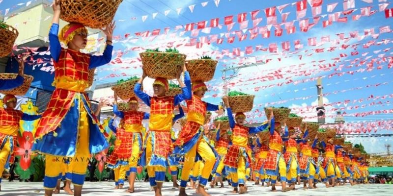 Không gian lễ hội sôi động cùng các giá trị tinh thần trong văn hóa Philippines